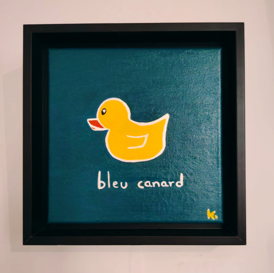 Peinture KOA Bleu Canard vendue exposée en intérieur, œuvre contemporaine pop et graphique avec caisse américaine