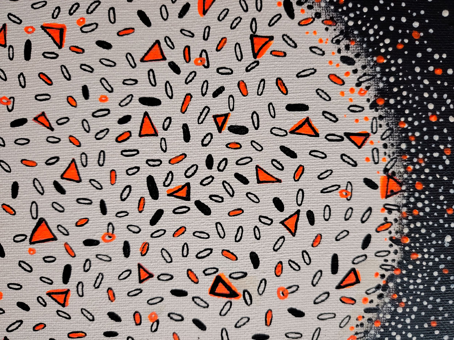 Détail de la peinture KOA Motifation 3, formes géométriques colorées dans une sphère abstraite