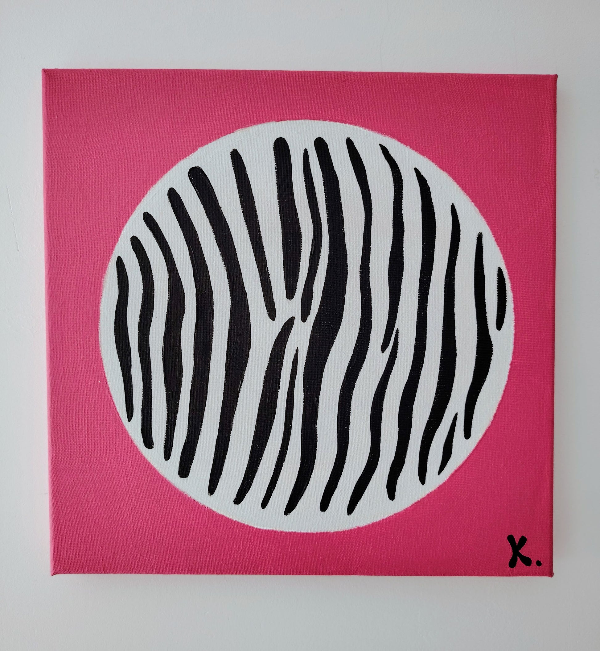 Peinture KOA Motifation 5 exposée en intérieur, œuvre contemporaine abstraite et décorative