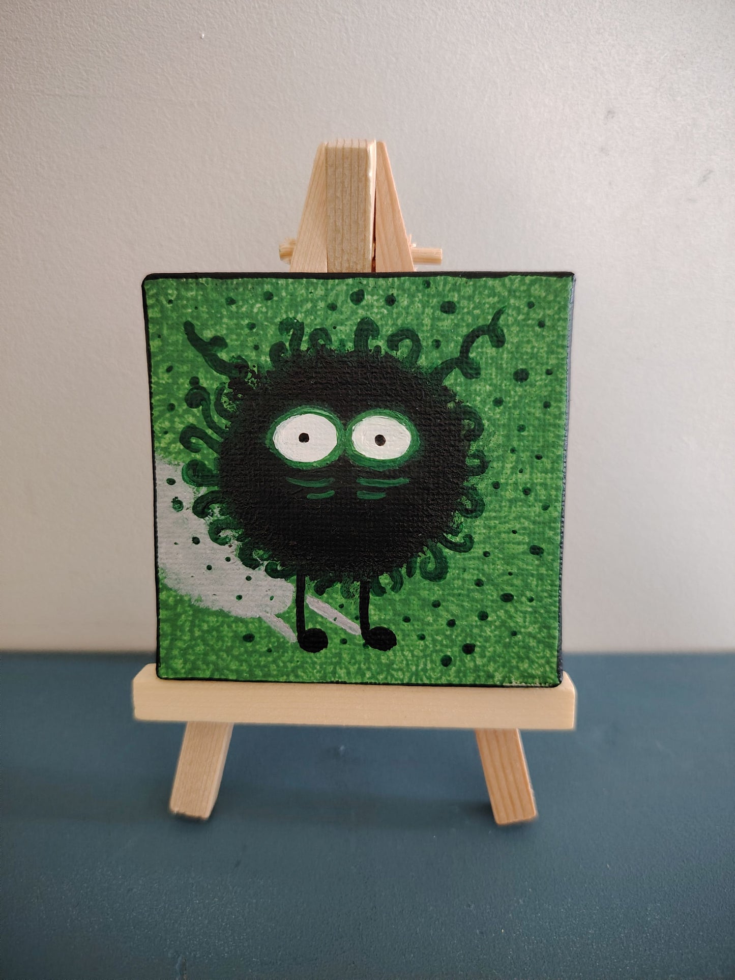 Œuvre originale KOA Mout Vert peinture acrylique sur toile 7x7 cm, micro œuvre contemporaine pop et émotionnelle sur chevalet